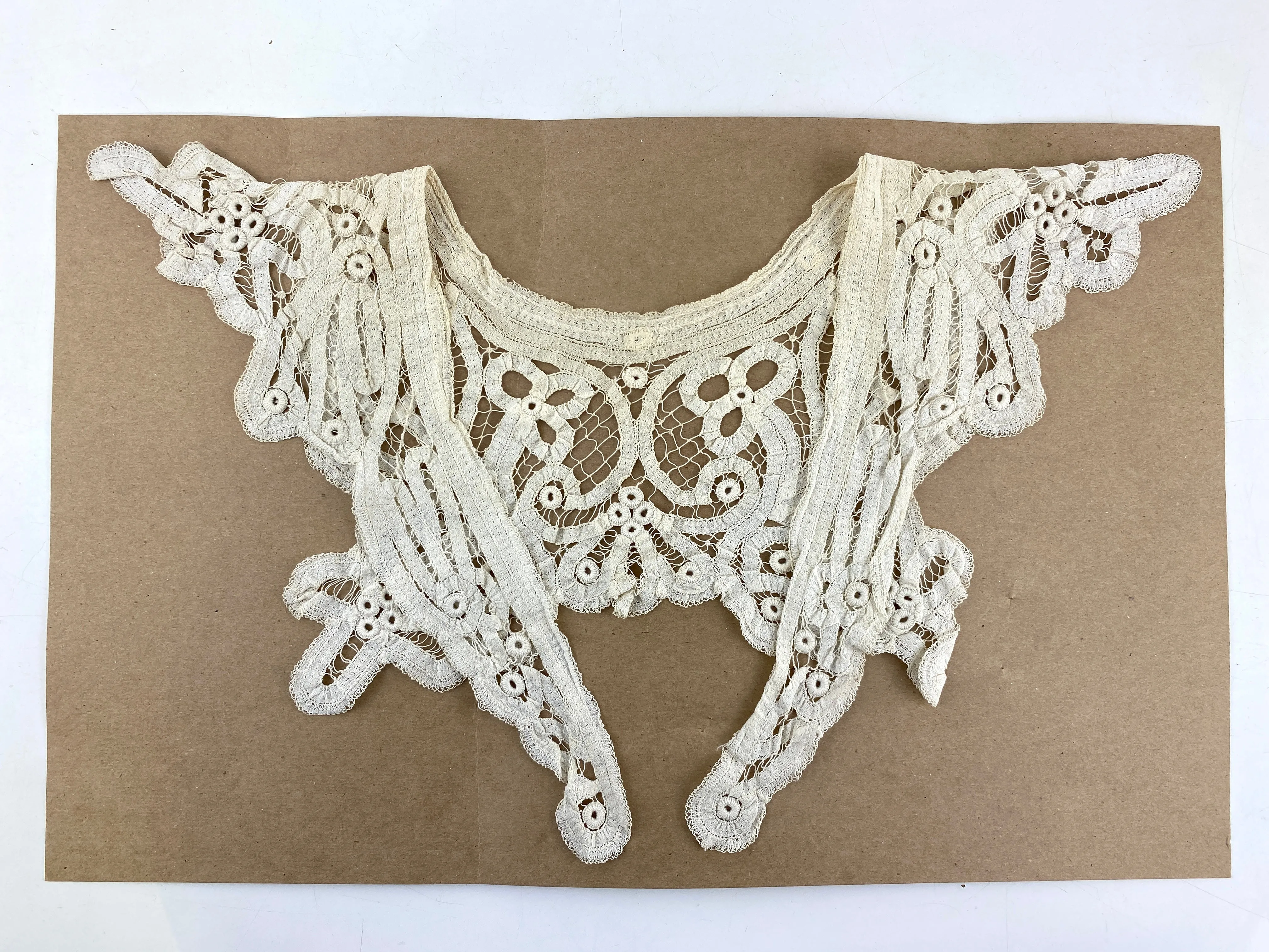 Antique Edwardian Cream Handwork Tape Lace Crochet Collar