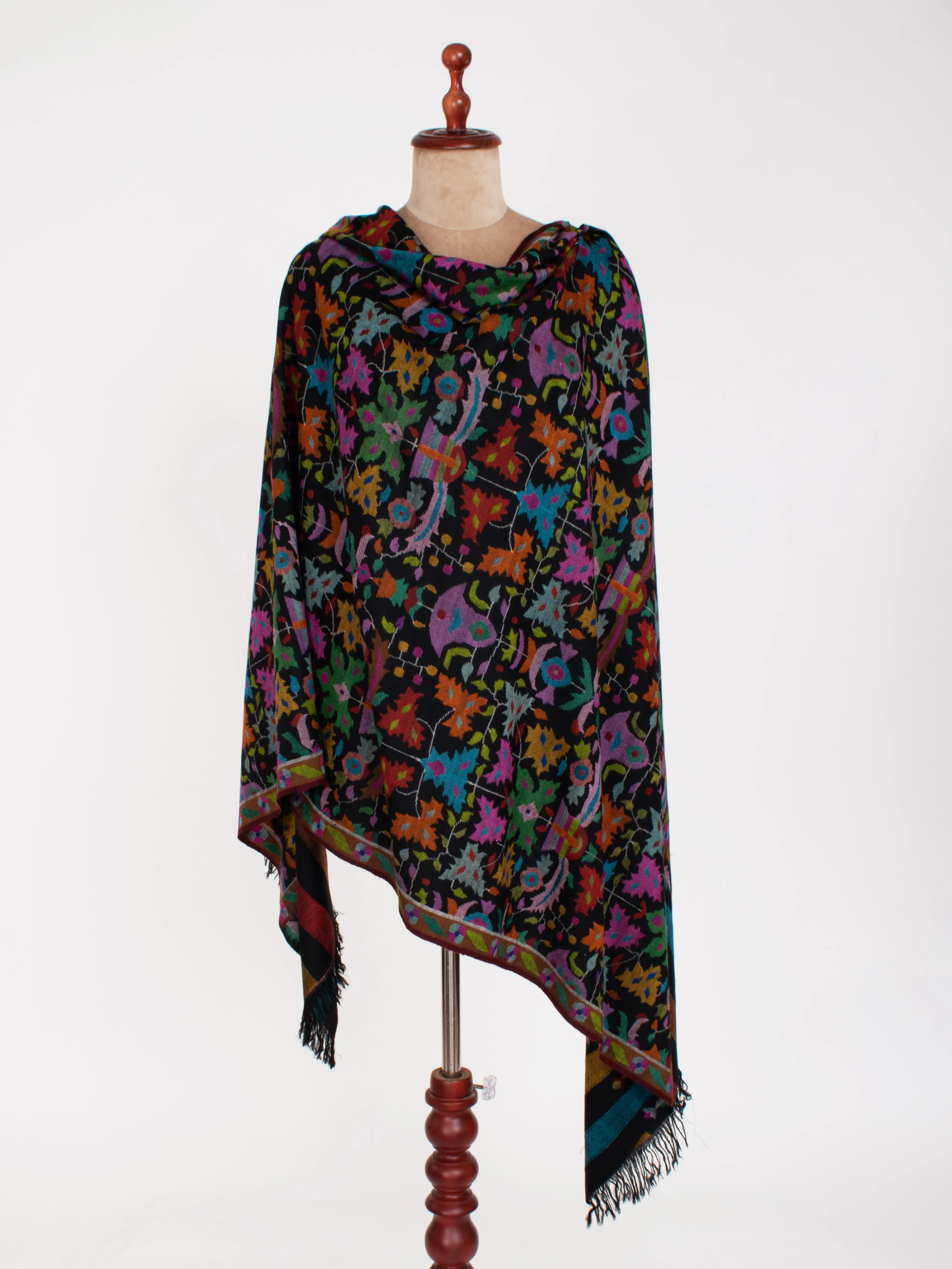 Black Vibrant Hue Handmade Kani Jamavar Shawl