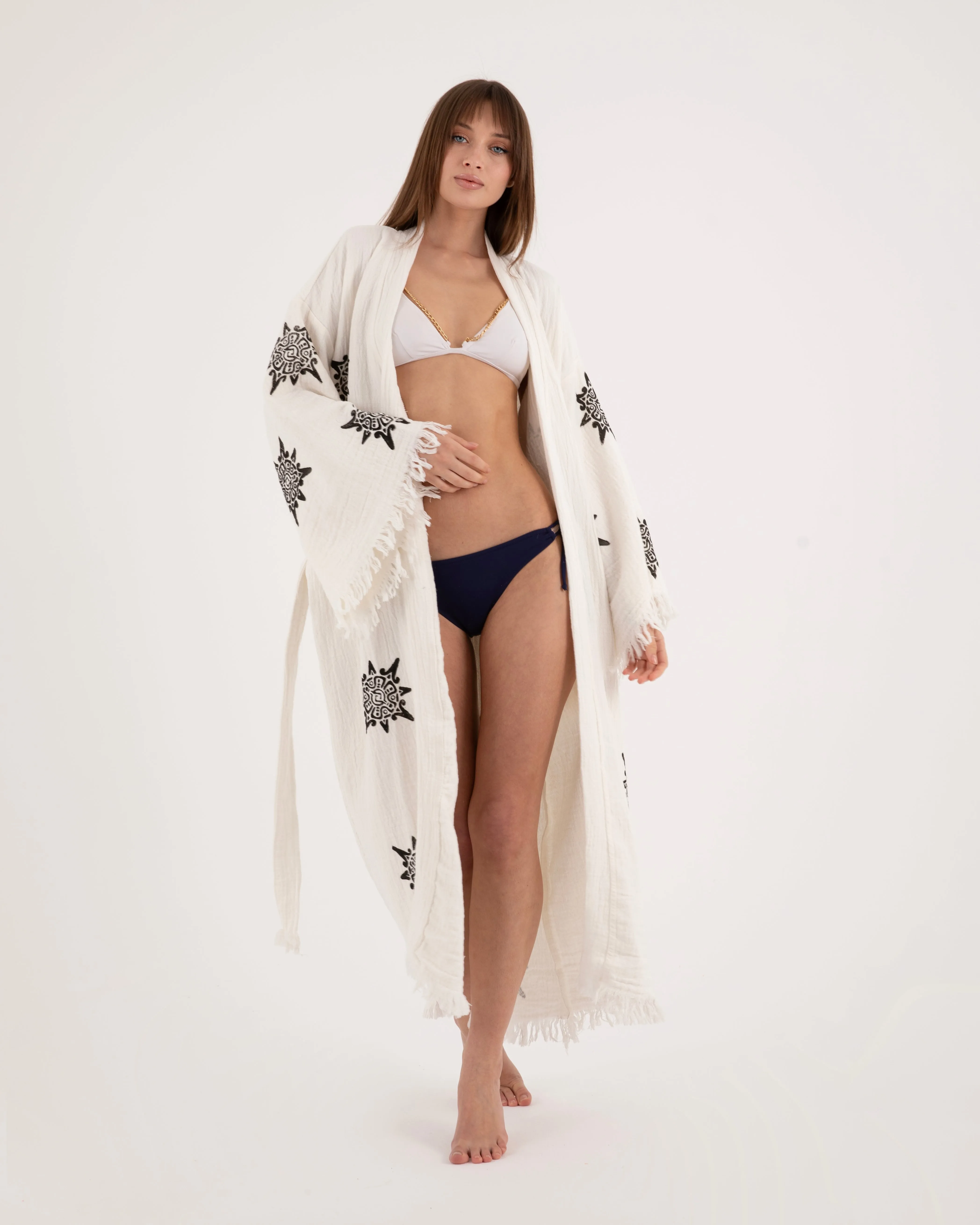 Black Wheel of Life Patterned White Kimono