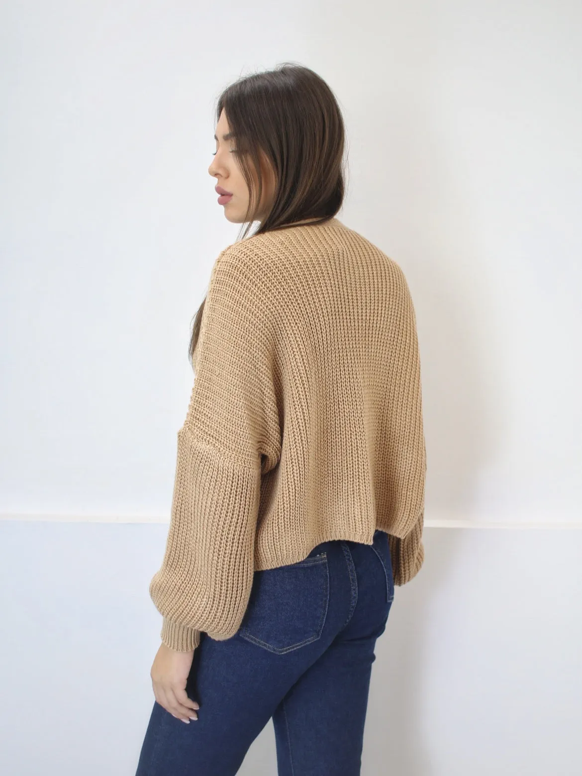 Cardigan in lana con tre bottoni