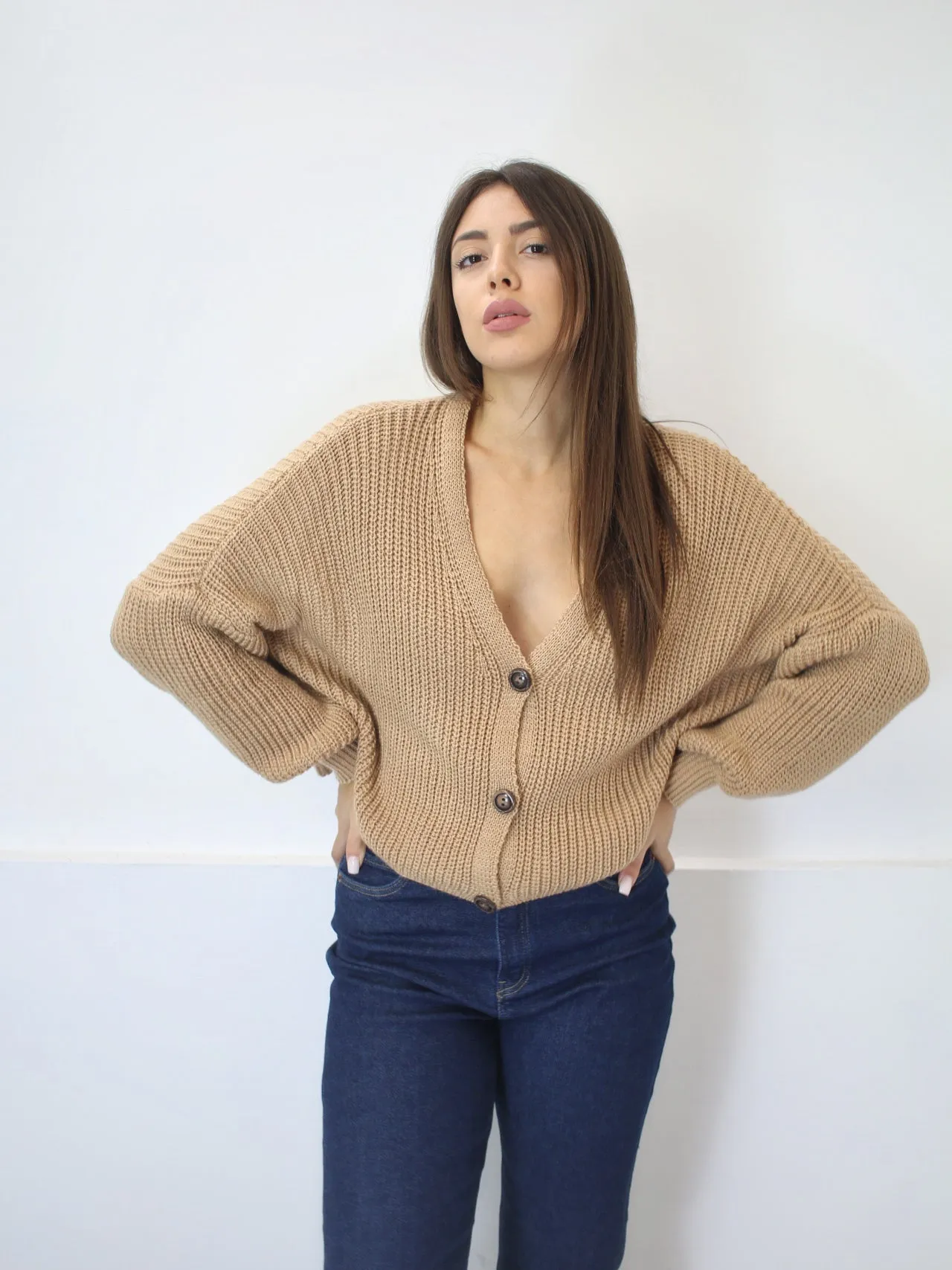 Cardigan in lana con tre bottoni