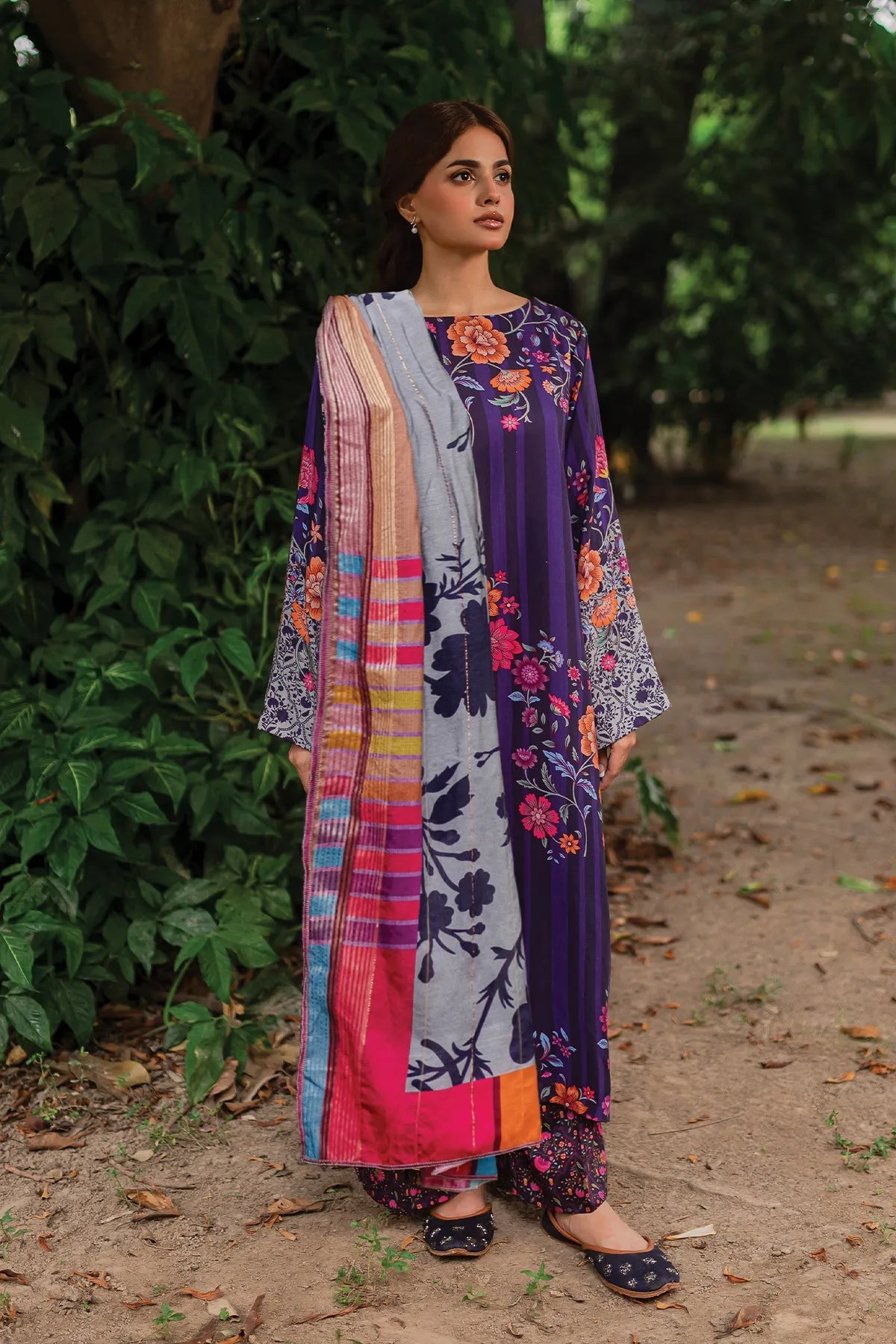 Charizma C-Print Linen Collection with Printed Wool Shawl – CPW-09