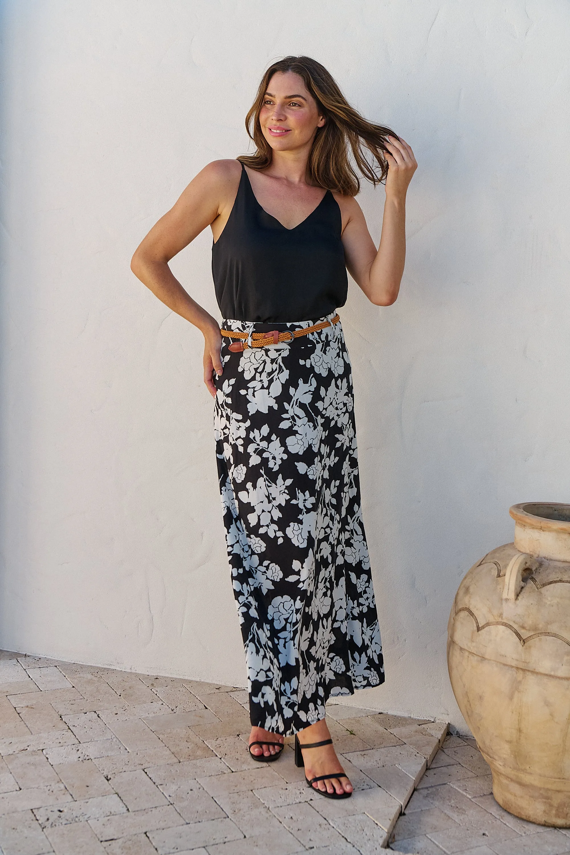 Esperence Black/White Floral Print Maxi Skirt