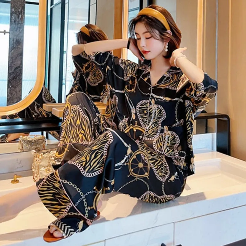 Luxury Spring Summer Pajamas Women's Printed Loose Cardigan Set Bat Sleeve Pants Home Suit Lightweight Homewear