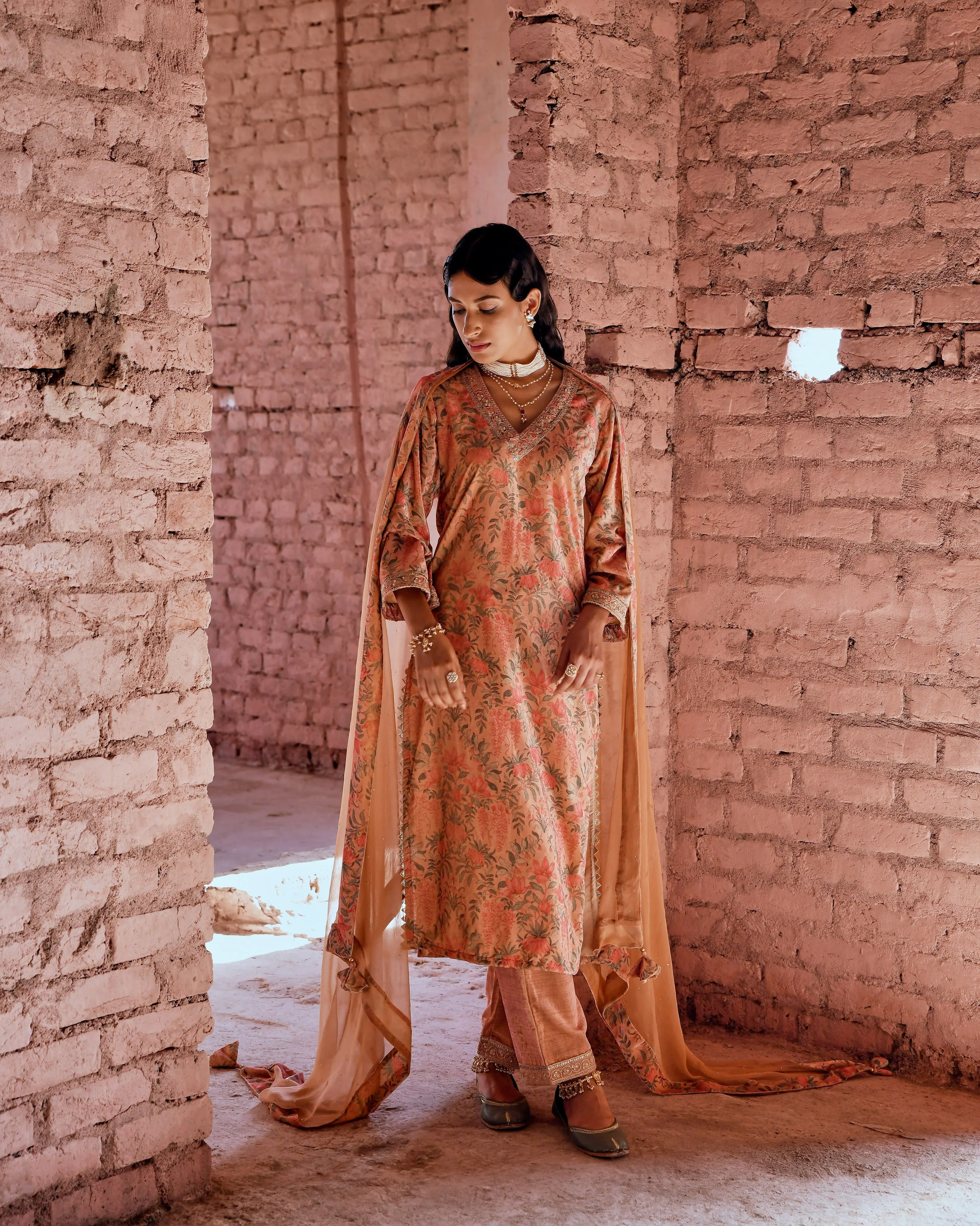 PEACH CLASSIC STRAIGHT MAKHMAL KURTA SET