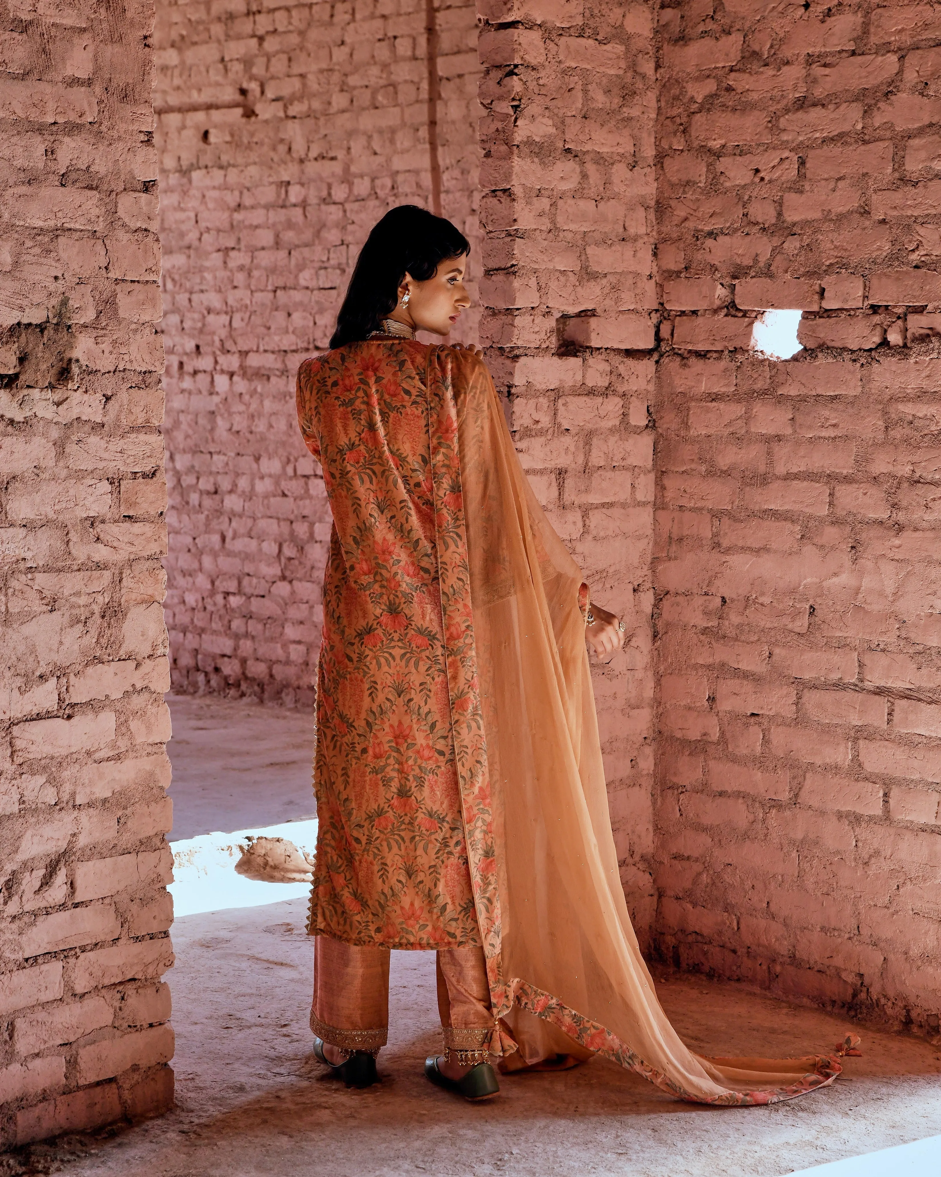 PEACH CLASSIC STRAIGHT MAKHMAL KURTA SET