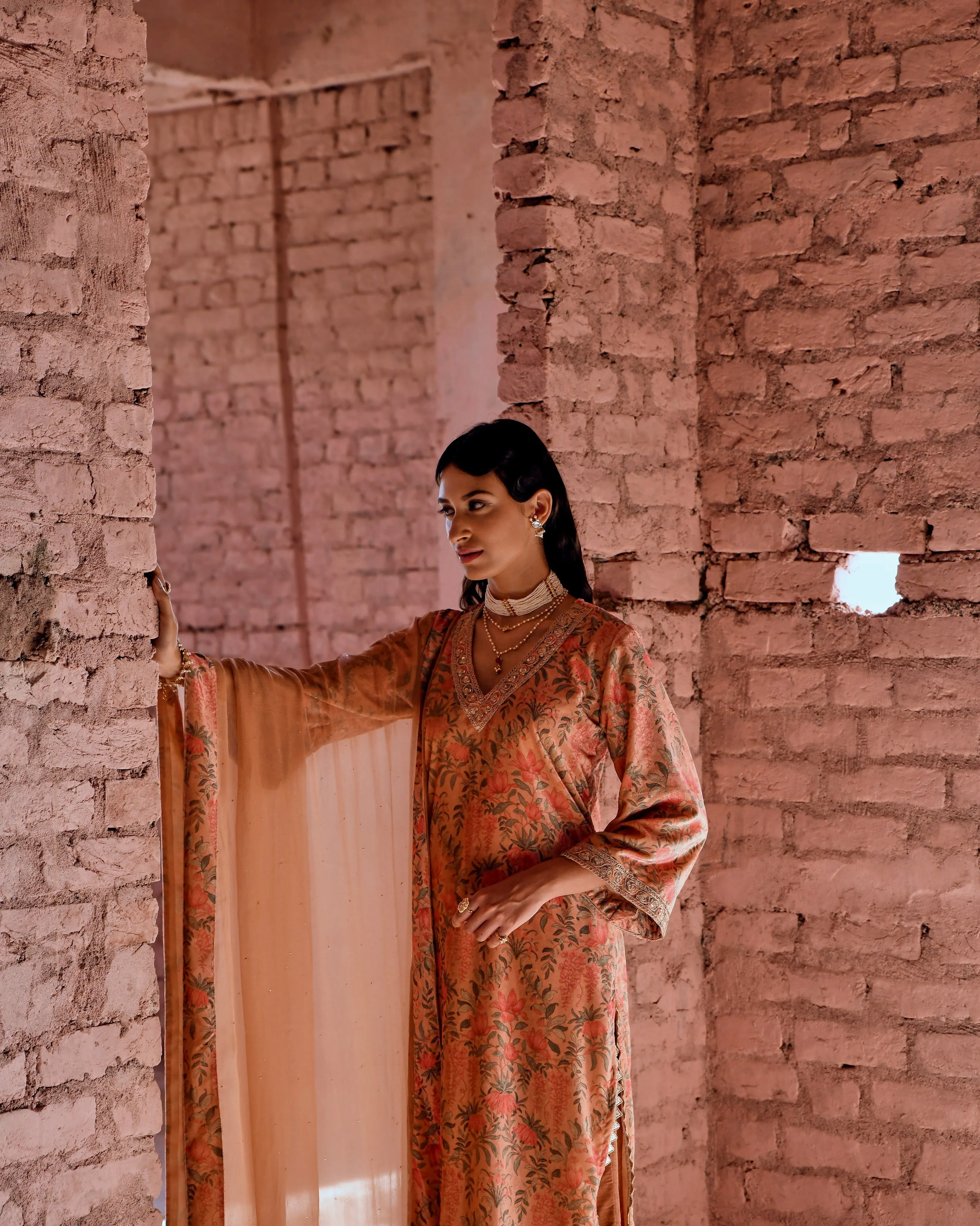 PEACH CLASSIC STRAIGHT MAKHMAL KURTA SET