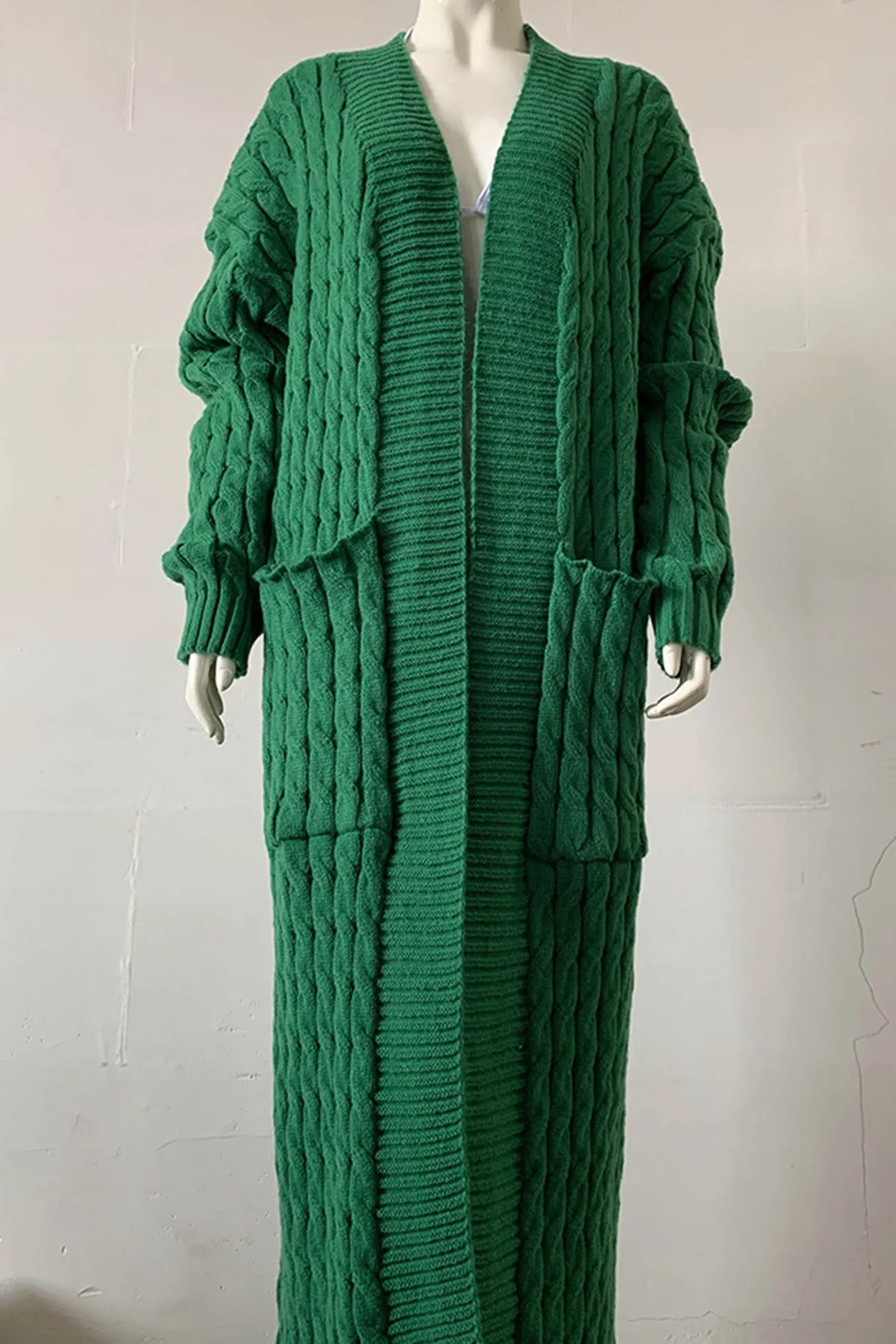 Pocketed Cable Knit Long Cardigan