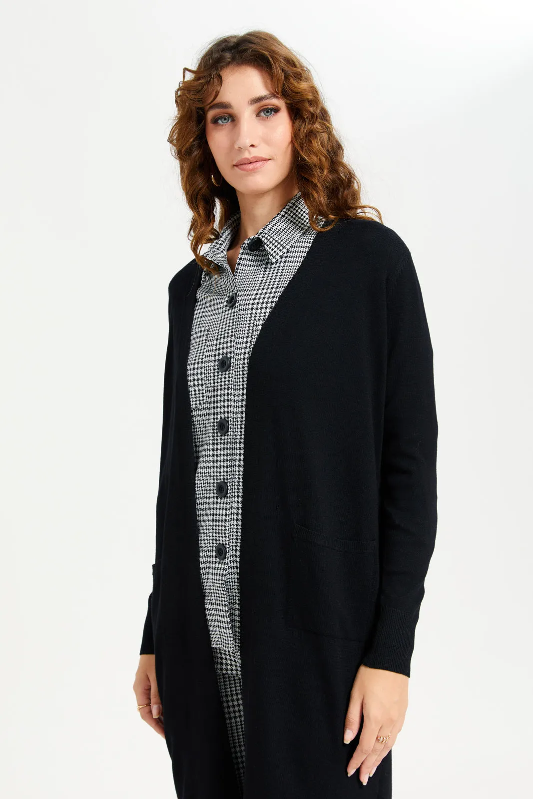 Women Black Plain Longline Cardigan