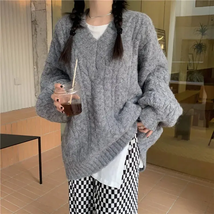 Women's Autumn and Winter Fashion Loose Outer Wear Lazy Style Niche Warm Knit Sweater Top